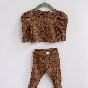 Matching GAP baby set , Cheetah
